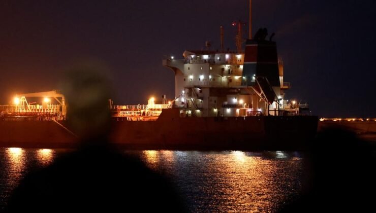 Hürmüz’de mahsur kalan denizcilerin mesajları ortaya çıktı: "Yola çıkmayın"