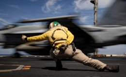 İçeriden bilgi alıp savaş bahsi oynuyorlar