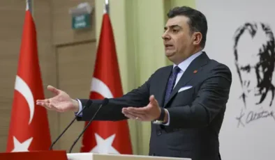 İBB Davası’nda kısıtlama! CHP Sözcüsü Emre: ‘Kaldı ki şu ikiyüzlülüğe de bir kez daha işaret etmek gerekiyor…’