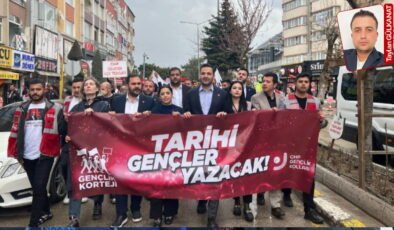 Protesto sürecinde gençler öne çıktı: 'Bu sürecin öncüsü de, taşıyıcısı da gençlerdir'