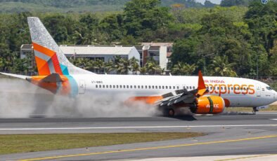 Tayland’da korku dolu anlar! Yolcu uçağının iniş takımı koptu, metrelerce sürüklendi