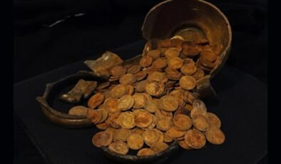 Evin temelinden 22 milyon dolarlık servet çıktı! Tam 100 yıllık