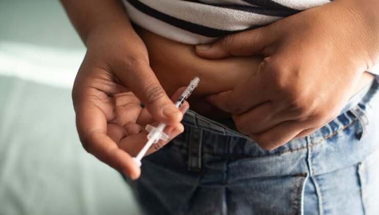 Binlercesi ele geçirildi: Ölümcül olabilir! Balık-ekmek dükkanlarında bile satılıyor