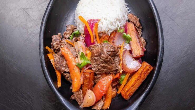 Dağlardan gelen efsane lezzet: Lomo Saltado tarifi