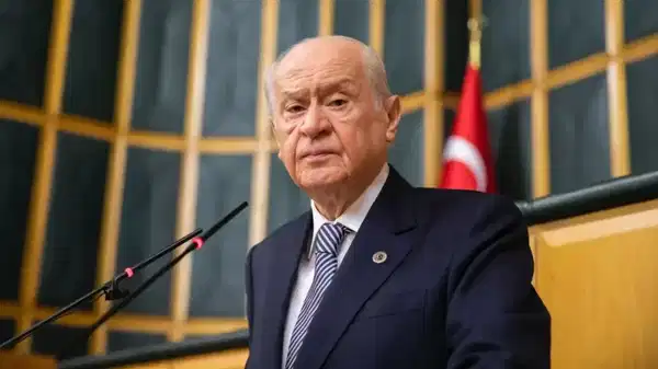 Bahçeli'den İran'da öldürülen 165 kız çocuğuyla ilgili Gelecek Partisi'nin başlattığı imza kampanyasına destek