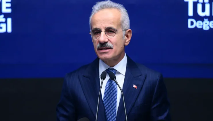 Bakan Uraloğlu'ndan yeni 'Hürmüz Boğazı' açıklaması: 'Türk bayraklı gemiler için güvenlik seviyesi en üst düzeyde'