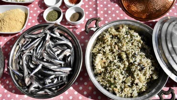 Hamsinin en lezzetli hali: Adım adım tescilli Ordu içli tava yapımı