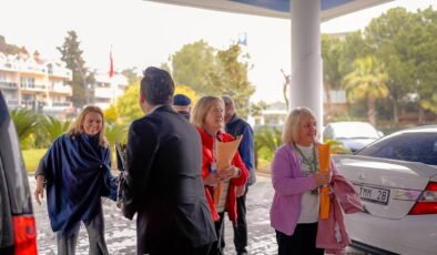 Marmaris’te 2026 turizm sezonu İngiliz turistlerle açıldı