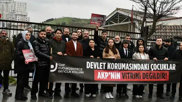 Devlet koruması altındaki çocukların AKP İlçe Başkanlığı'na götürüldüğü haberlerine tepki: Soruşturma başlatılmalı