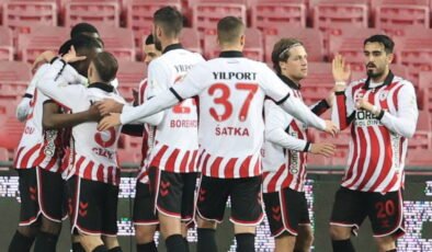 Samsunspor'un 5 haftalık hasreti 90+3'te dindi!