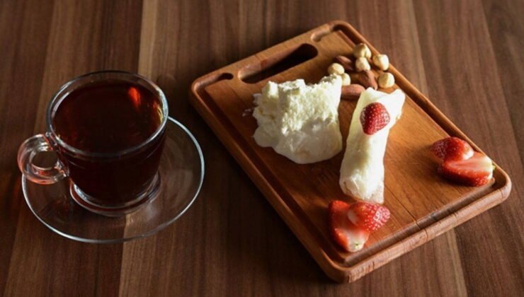 Nesiller boyu aktarılan enfes davet tatlısı: Yalvaç güllacı tarifi