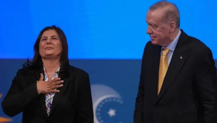 'Çerçioğlu' afişlerine soruşturma: CHP gençlik kolları yöneticilerine gözaltı!