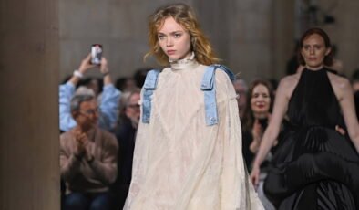 Londra Moda Haftası'nda Erdem'den 20. yıl defilesi