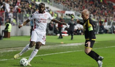 Samsunspor tur umutlarını mucizelere bıraktı: Samsunspor 1-3 Rayo Vallecano