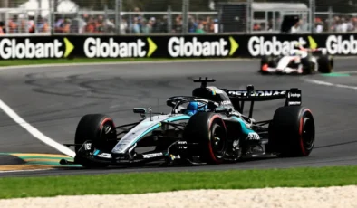 Formula 1'de yeni sezon başladı: Avustralya GP'de pole pozisyonu George Russell'ın!
