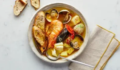 Akdeniz’in derinliklerinden gelen lezzet: Bouillabaisse tarifi