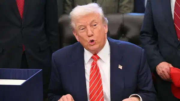 Trump'tan NATO'ya sitem: Biz onları koruyacağız ama onlar bizim için hiçbir şey yapmayacak