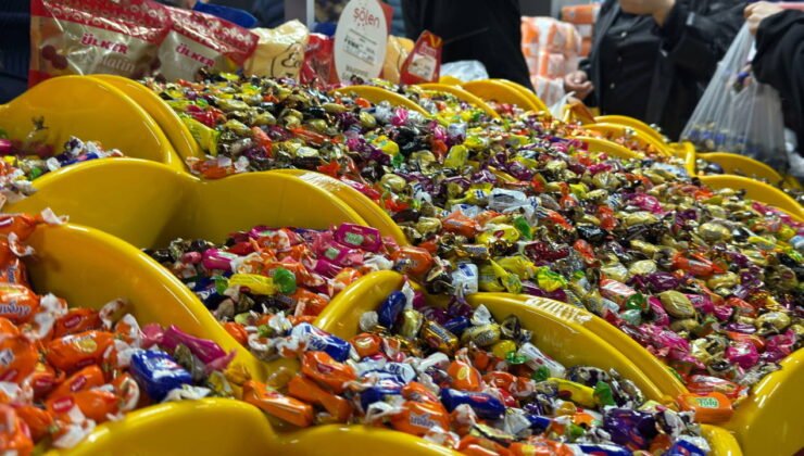 Hakkari'de bayram alışverişi yurttaşın cebini yaktı: 'İhtiyaçları almak istiyorum ama çok pahalı'