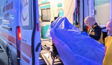 3 çocuk 1 genci darbedip bıçakla ağır yaraladı: 1 tutuklama