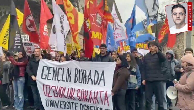 19 Mart eylemlerinin yıl dönümü… Üniversiteliler Beyazıt yolunda: 'Bir yıl sonra aynı kararlılıkla bu sokakta yine yürüyoruz'
