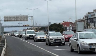 İstanbul karayolunda araç yoğunluğu: Ağır vasıtalara kısıtlama getirildi!
