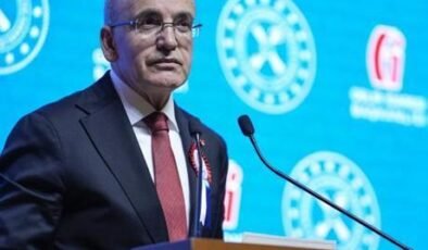 Türkiye ekonomisi 2025'te büyüdü! Bakan Şimşek'ten ilk yorum