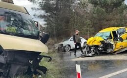 Sarıyer’de sollama faciası! Taksi ile minibüsü çarpıştı kafa kafa çarpıştı: 1 ölü