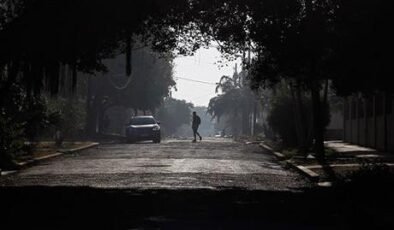 Şebeke çöktü, milyonlarca kişi elektriksiz kaldı! 'Tam bir kopma yaşanıyor'