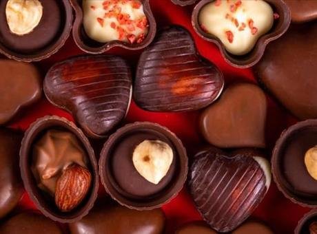 Tüketicilere bayramlık çikolata ve şeker alışverişinde 'açıkta satılan ürün' uyarısı