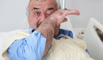 4 yıldır geçmeyen hıçkırık! Ne yemek yiyebildi ne de uyuyabildi