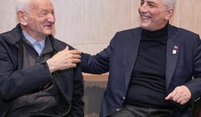 Bakan Bolat, Darülaceze sakini Fuzuli Nedim Şimşek'i ziyaret etti