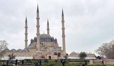 Selimiye'de 4 yıl aranın ardından ilk bayram namazı! Vatandaş akın etti