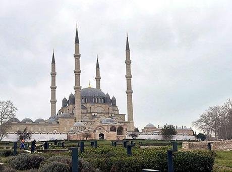 Selimiye'de 4 yıl aranın ardından ilk bayram namazı! Vatandaş akın etti