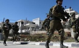 İsrail'den kız okuluna baskın! Filistin bayrağı indirildi