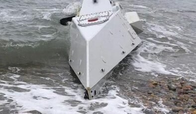 Ordu'da sahilde insansız deniz aracı bulundu! Valilik: Mühimmat yüklüydü, patlatıldı