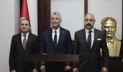 Ticaret Bakanı Ömer Bolat, Kamerun'da