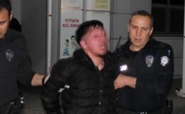 Annesinin, erkek arkadaşını bıçakladı; hastanede ortalığı birbirine kattı