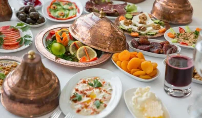 Müdür, öğretmenleri AKP iftarına çağırdı: Öğretmenlere 'katılım' formu!