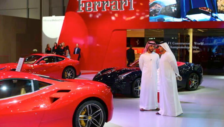 Ferrari, savaş nedeniyle teslimatları askıya aldı