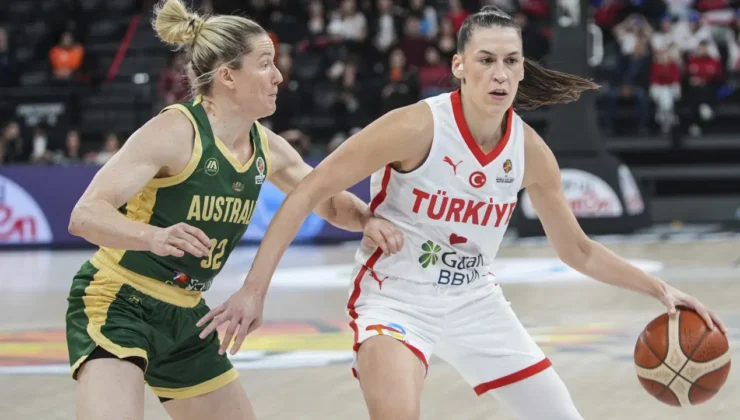 Potanın Perileri Avustralya'ya takıldı!