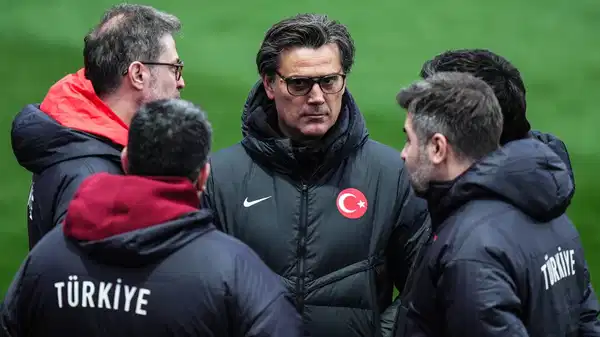 Vincenzo Montella'dan A Milli Takım sözleri: 'Futbolcuları baskı altına almaya gerek yok'