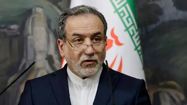 İran’dan İngiltere’ye sert tepki: “Starmer İngilizlerin hayatını tehlikeye atıyor”