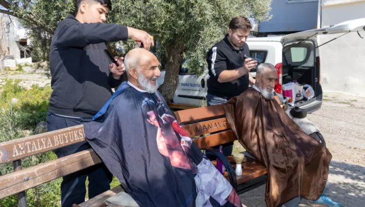 Manavgat Belediyesinden yurttaşa ücretsiz kuaför hizmeti