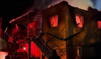 Evde çıkan yangında anne yaralandı: Zihinsel engelli kızı öldü