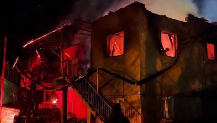 Evde çıkan yangında anne yaralandı: Zihinsel engelli kızı öldü