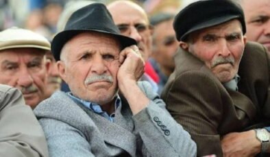 Emekli maaşı ve bayram ikramiyesi ödemeleri başladı