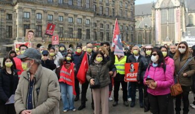 İmamoğlu'nun tutukluluğunun 1. yılı Amsterdam'da protesto edildi