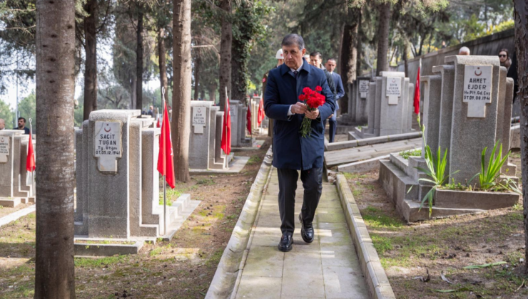 Kadifekale’de şehitler dualarla anıldı