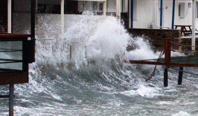 Ege Denizi’nde fırtına alarmı