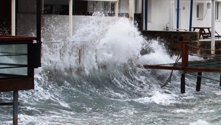 Ege Denizi’nde fırtına alarmı